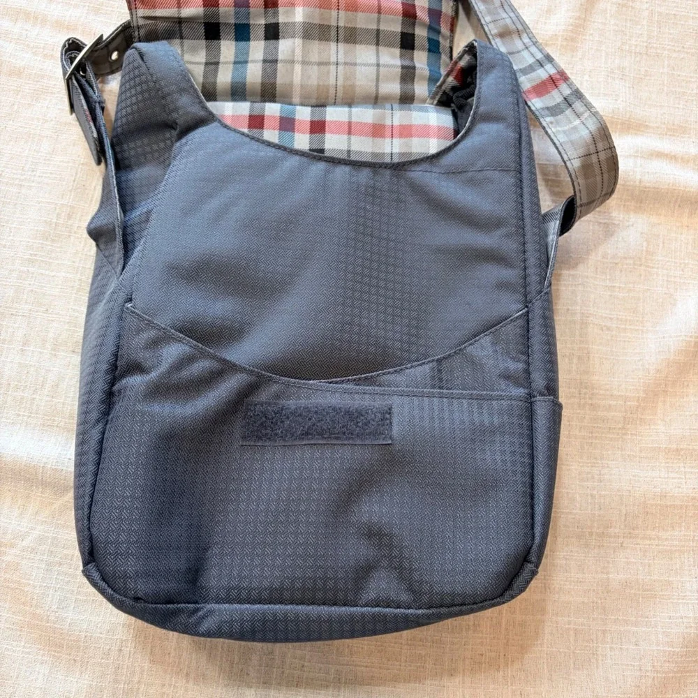 Carnaby Street by Picnic Time Gray Plaid Lined‎ Messenger Crossbody Bag